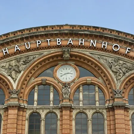 Dana Living Hbf - Zentrum, Altstadt, Messe, Oevb Arena, Business Mit Self Check-in 3*
