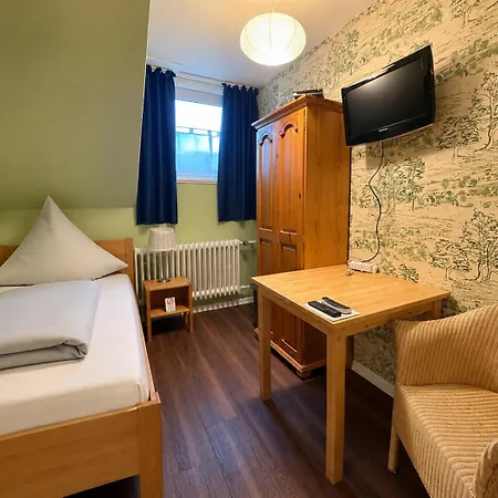 Pensionat Dana Living Hbf - Zentrum, Altstadt, Messe, Oevb Arena, Business Mit Self Check-in Bremen