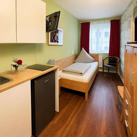 Dana Living Hbf - Zentrum, Altstadt, Messe, Oevb Arena, Business Mit Self Check-in 3* Bremen