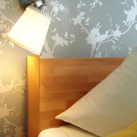 Dana Living Apartment Bremen Hbf - Zentrum, Altstadt, Messe, Oevb Arena, Business Apartment Mit Self Check-In بيت ضيافة 3*