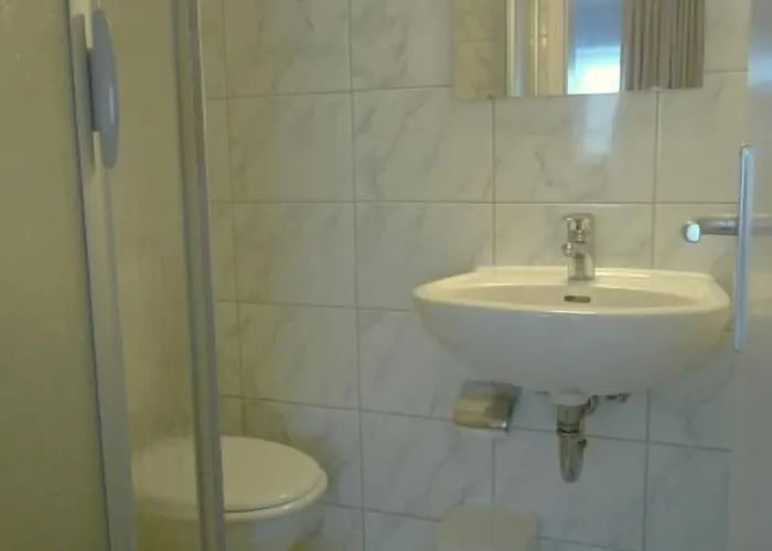 Gasthaus Hotel Bremen Гостьовий будинок